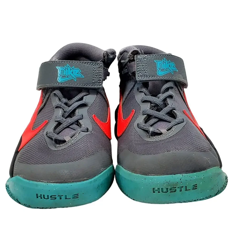 Nike Team Hustle D 10 Flyease Smoke Gray Youth Size 5Y
